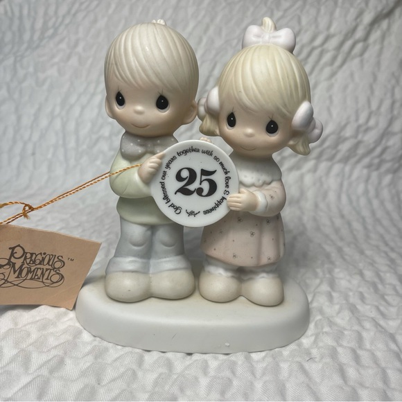 Vintage Precious Moments God Blessed Our Years Together with Love 25th 1983 - Picture 6 of 9